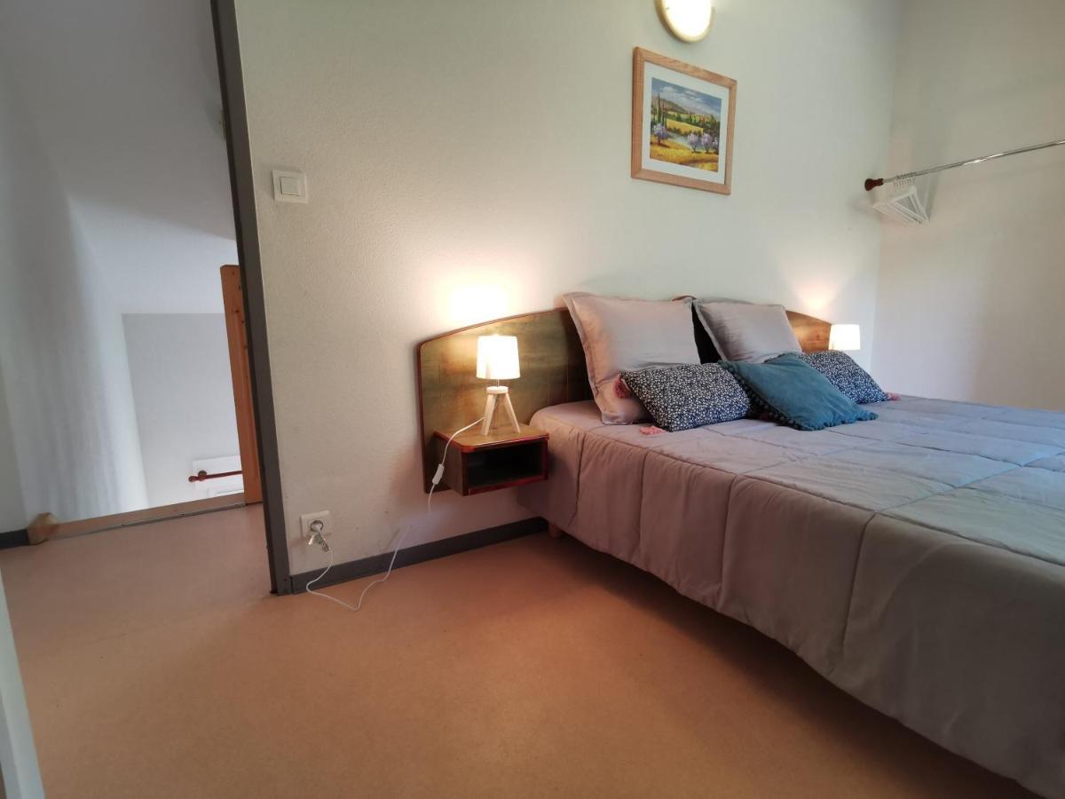 Saint-Geniez-dʼOlt Au 11 T3 Duplex, Village Vacances, Piscines, Parking מראה חיצוני תמונה